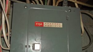 FederalPacificE_Panel1_30575